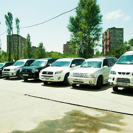Max Comfort Hotel Кутаиси Экстерьер фото